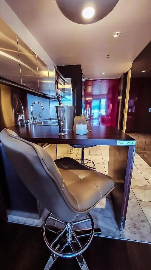 Luxury 53Rd Flr Condo With Amazing Sunset View & Balcony No Refee At Palms Place Las Vegas 0*,  United States